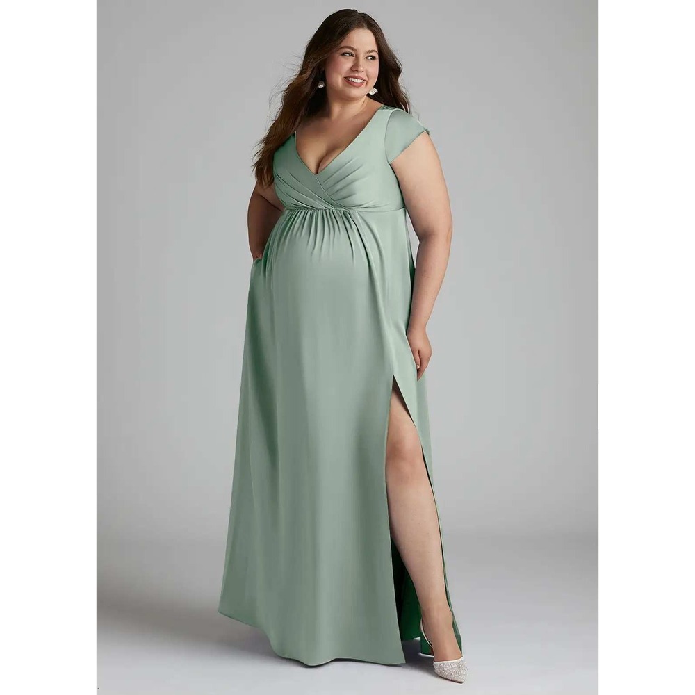 NWT Azazie Allessia Stretch Satin Dress V-Neck Cap Sleeve Gown A20 Bridesmaid